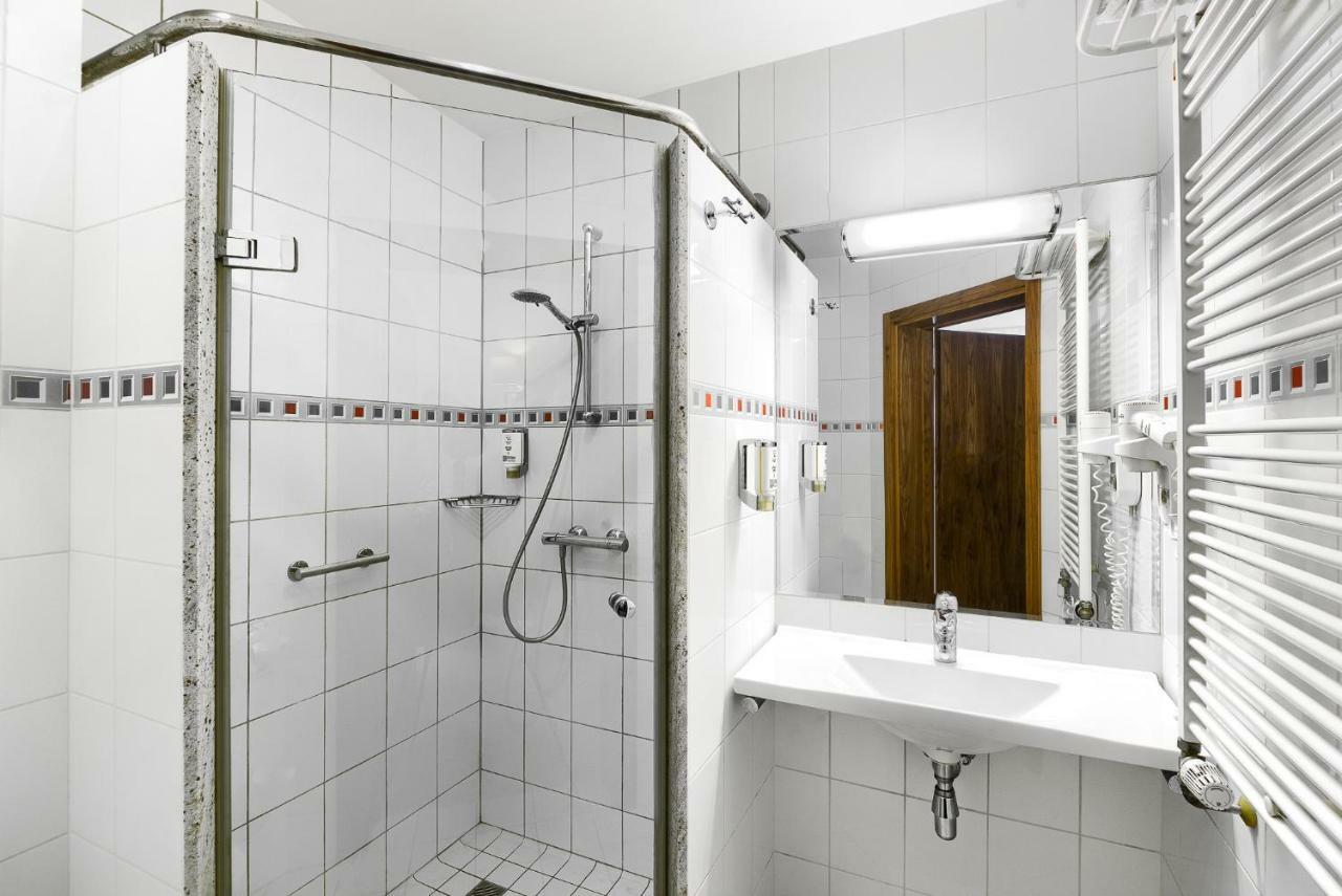 Hotel Olympic Wronki Kültér fotó